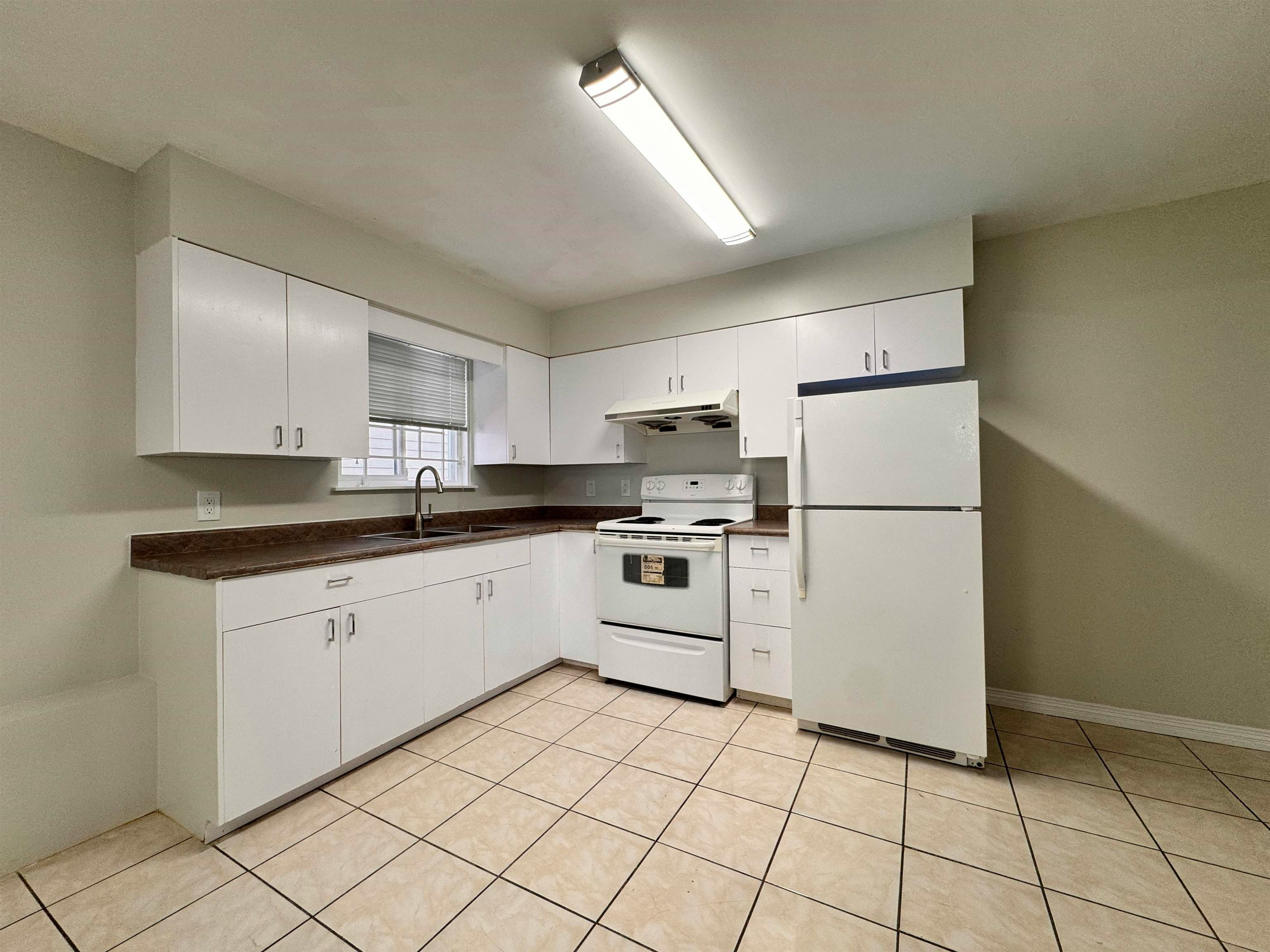 Lower-120 Springer Avenue, Burnaby, BC, V5B 3K3 - 7