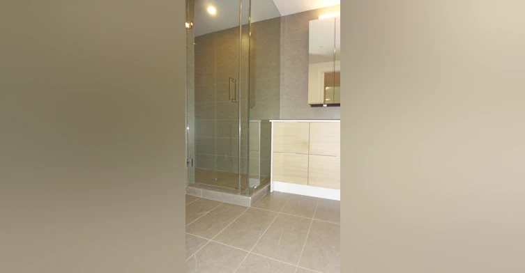 300-6485 Manitoba Street, Vancouver, BC, V5Y 0P7 - 8