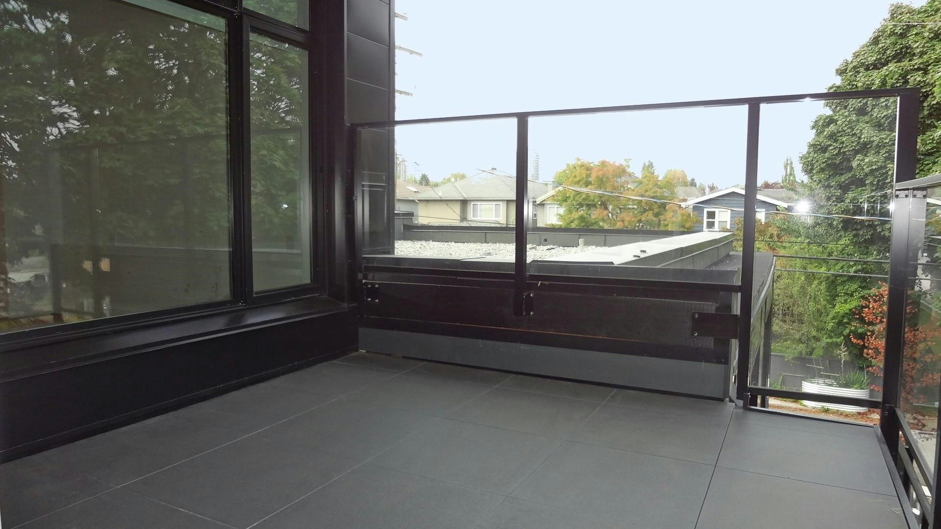 300-6485 Manitoba Street, Vancouver, BC, V5Y 0P7 - 22