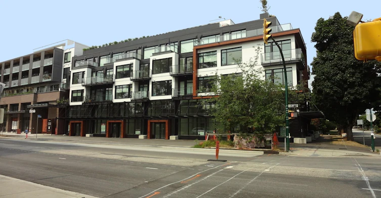 300-6485 Manitoba Street, Vancouver, BC, V5Y 0P7