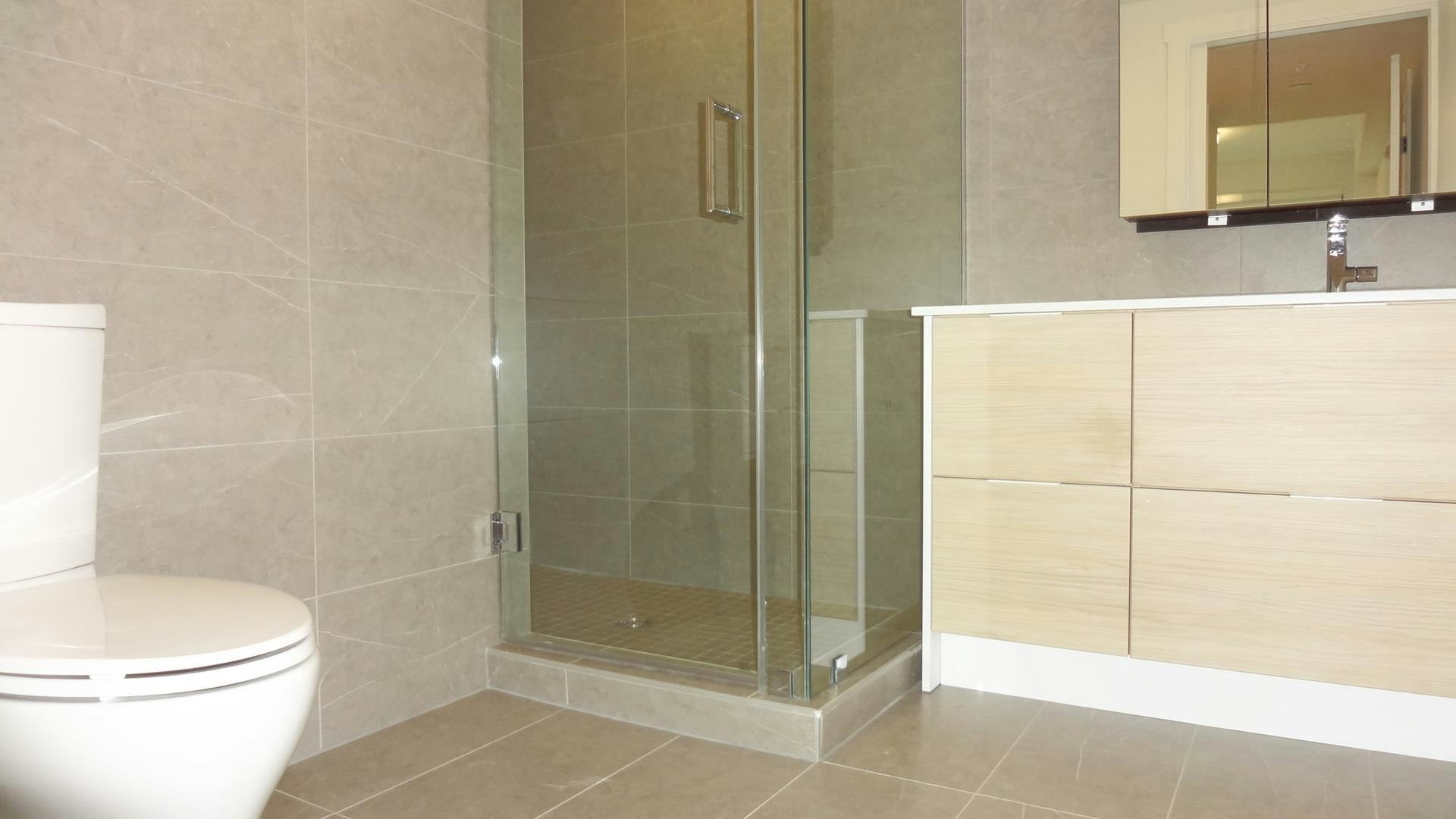 300-6485 Manitoba Street, Vancouver, BC, V5Y 0P7 - 7