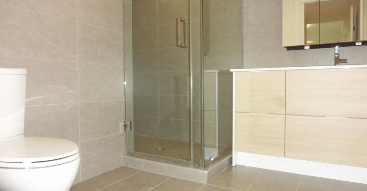 300-6485 Manitoba Street, Vancouver, BC, V5Y 0P7 - 7