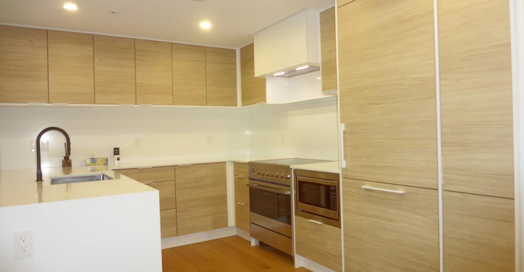 300-6485 Manitoba Street, Vancouver, BC, V5Y 0P7 - 5