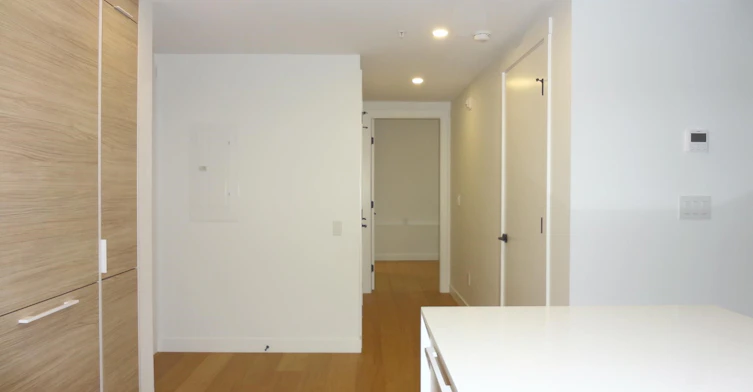 300-6485 Manitoba Street, Vancouver, BC, V5Y 0P7 - 6