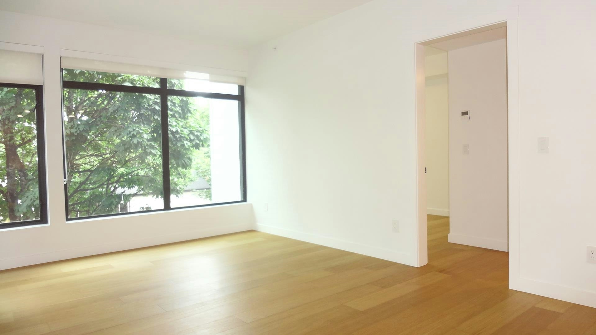 300-6485 Manitoba Street, Vancouver, BC, V5Y 0P7 - 2