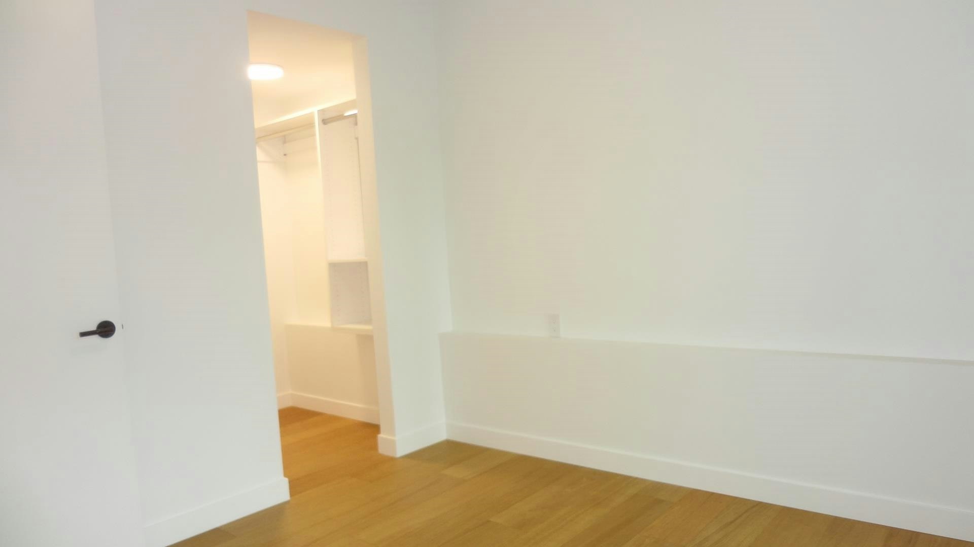 300-6485 Manitoba Street, Vancouver, BC, V5Y 0P7 - 11