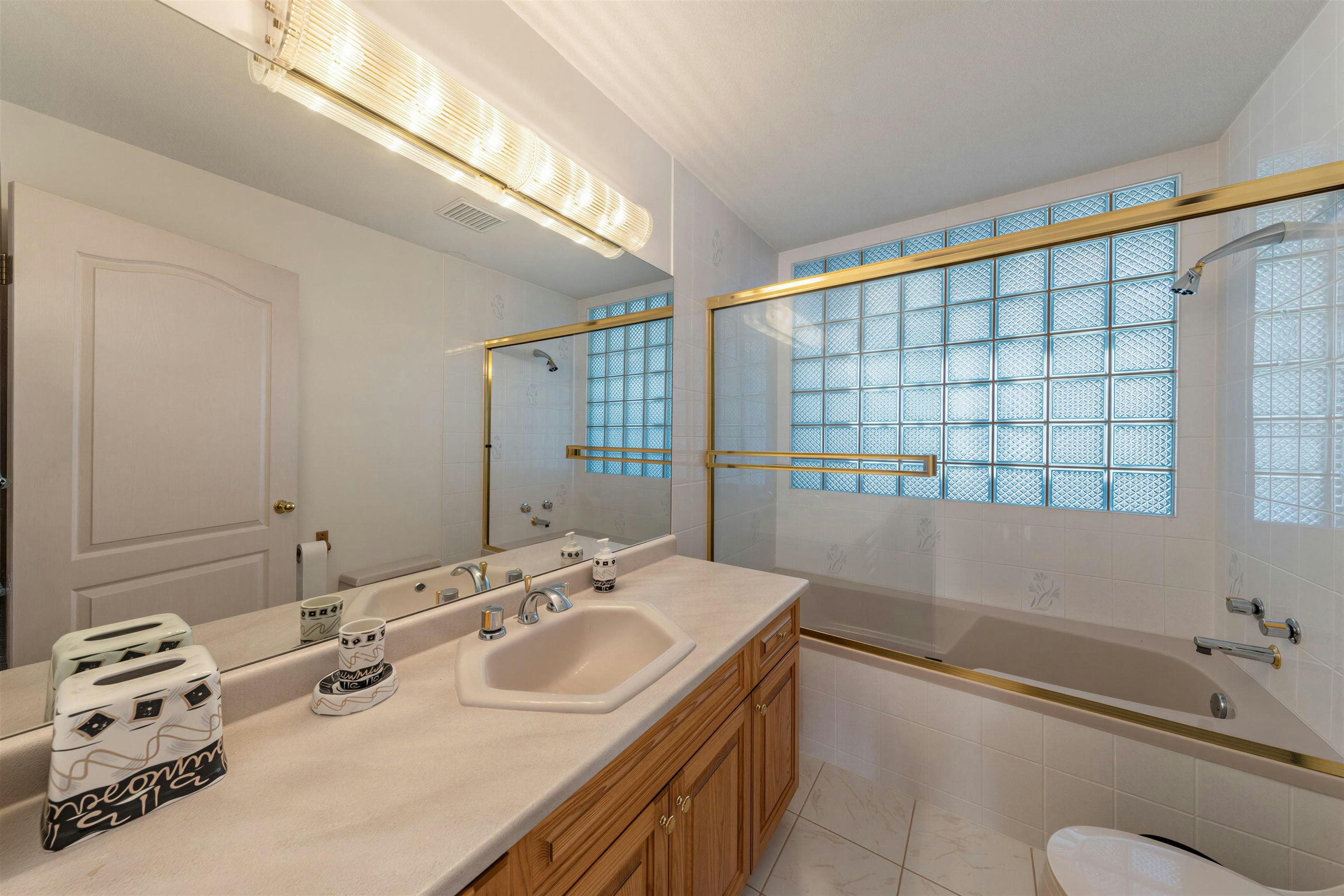 2010 132a Street, Surrey, BC, V4A 9K2 - 31