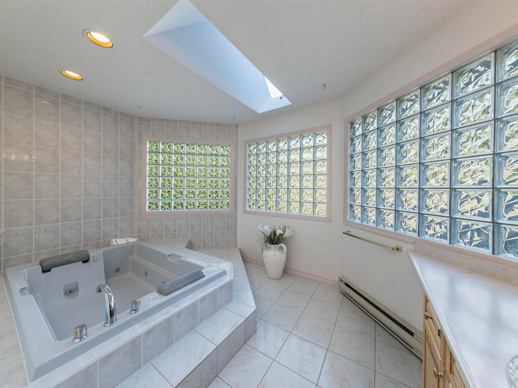 2010 132a Street, Surrey, BC, V4A 9K2 - 25