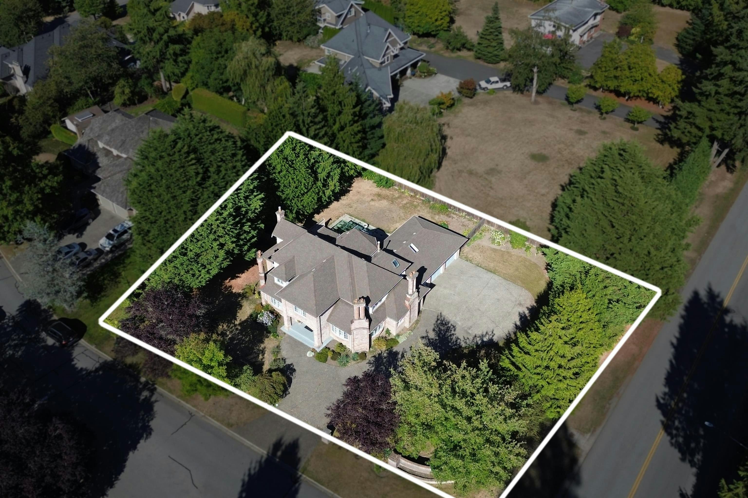 2010 132a Street, Surrey, BC, V4A 9K2 - 35