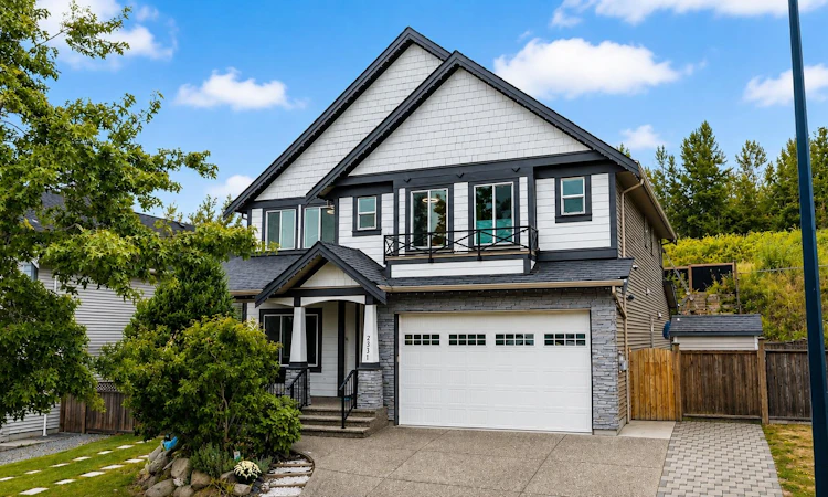 2331 Chardonnay Lane