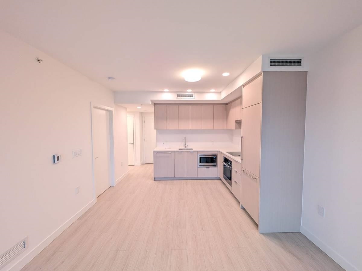16XX-13675 107a Ave, Surrey, BC, V3T 2H2