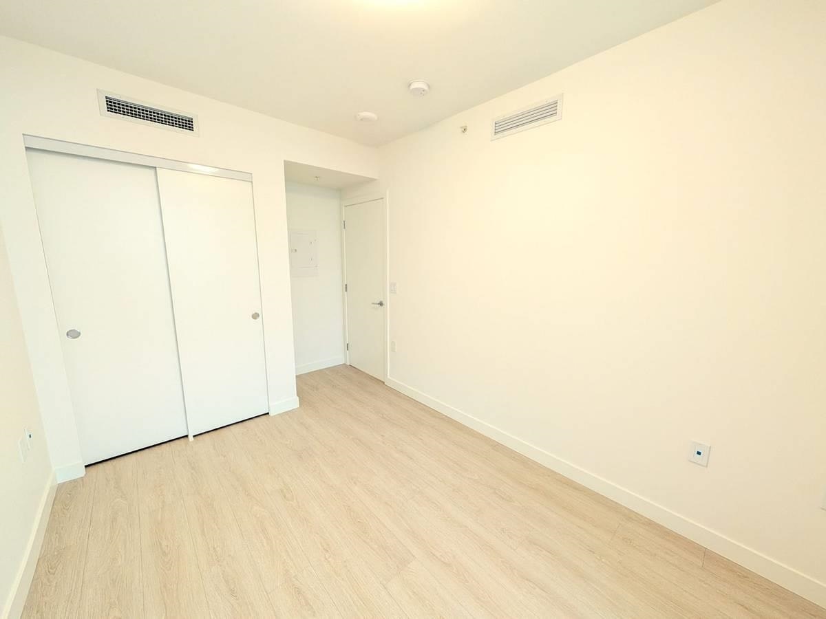 16XX-13675 107a Ave, Surrey, BC, V3T 2H2 - 6