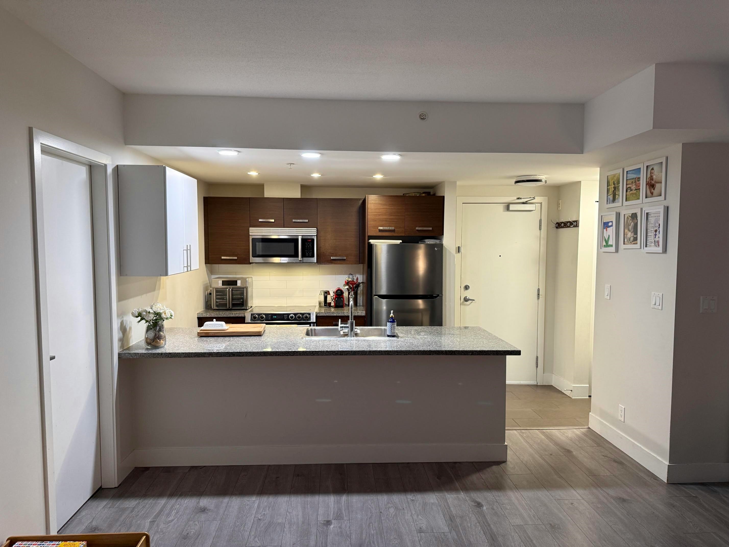 207-2957 Glen Drive, Coquitlam, BC, V3B 0B5