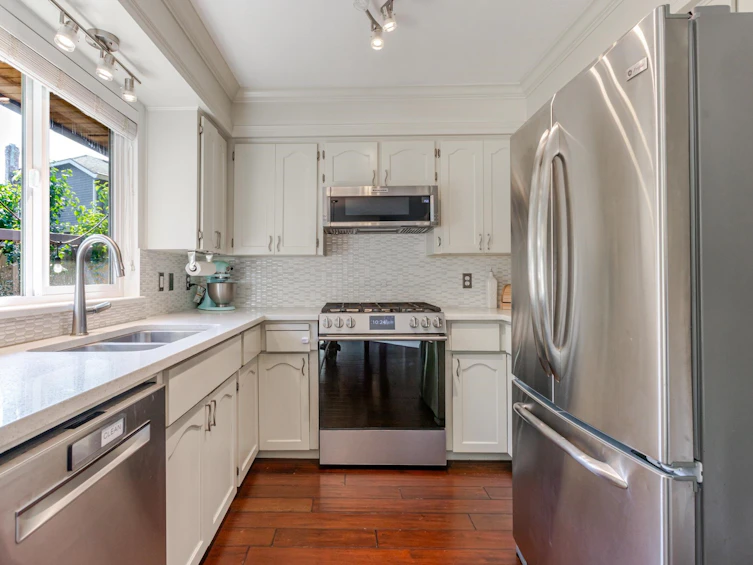 16163 Brookside Grove, Surrey, BC, V4N 1S8 - 17