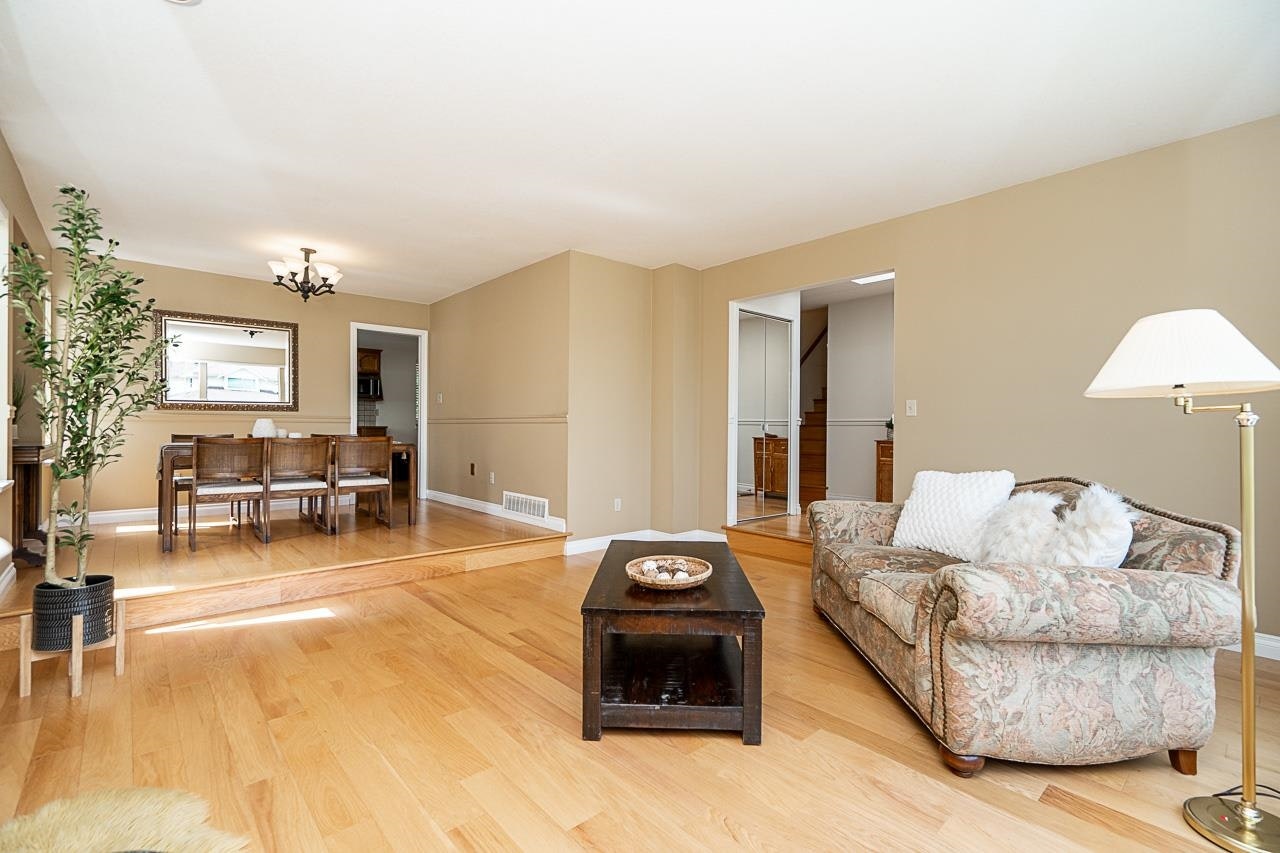 2670 Brewster Drive, Coquitlam, BC, V3B 7A4 - 6