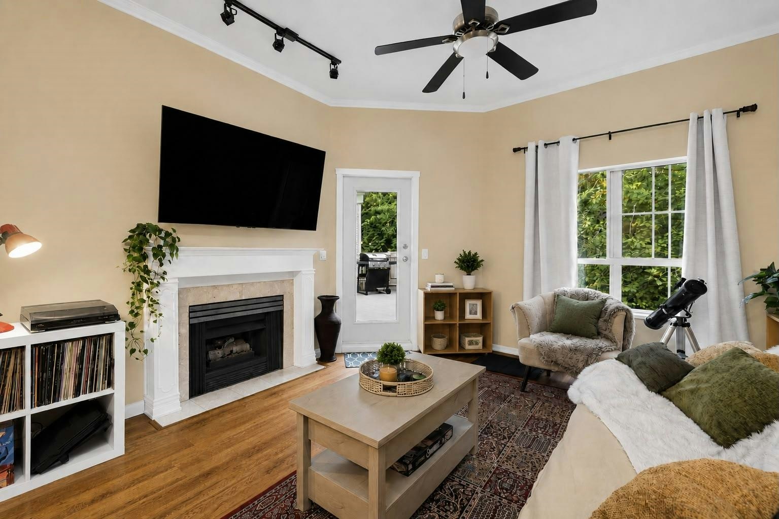 418-2960 Princess Crescent - 5