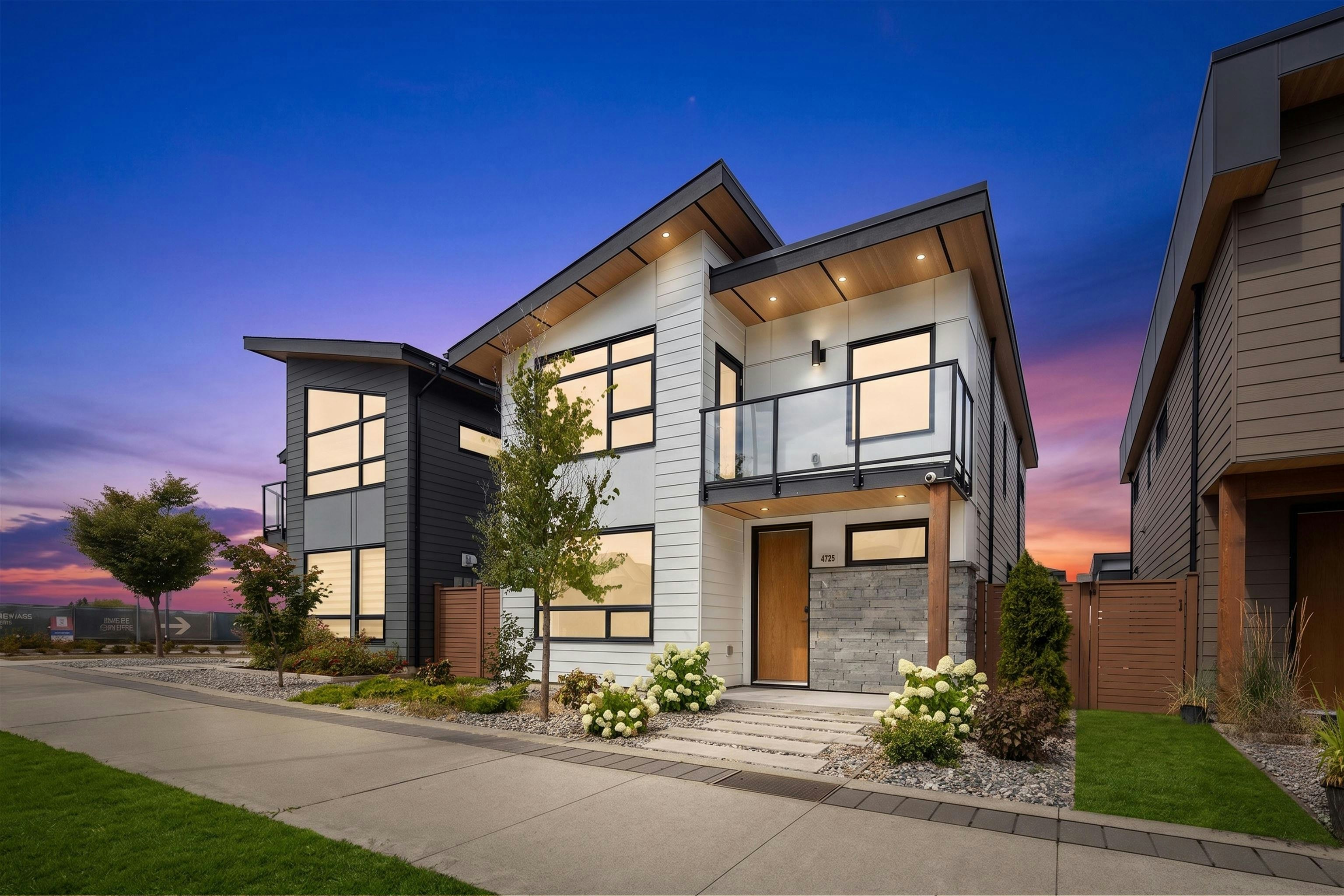 4725 Blue Heron Way, Delta, BC, V4M 0A8