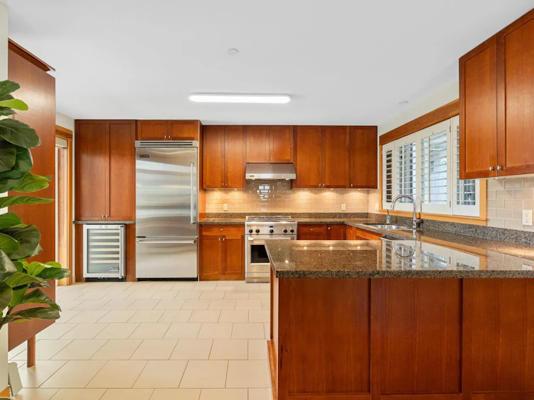 201-550 17th Street, West Vancouver, BC, V7V 3S7 - 8