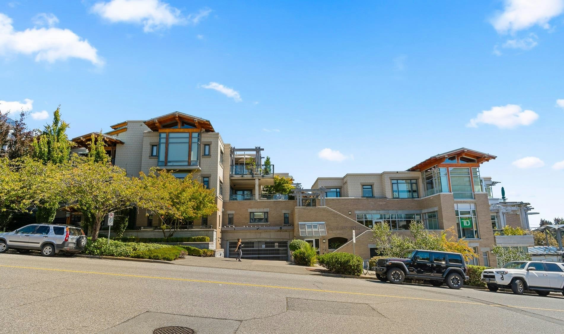 201-550 17th Street, West Vancouver, BC, V7V 3S7