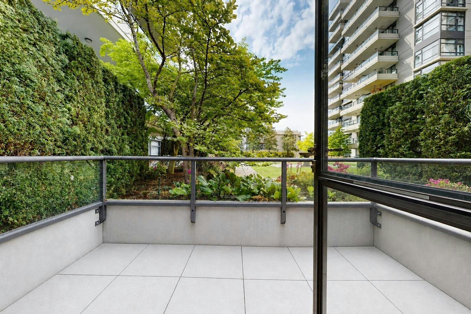 5-8160 Lansdowne Road, Richmond, BC, V6X 0A9 - 12