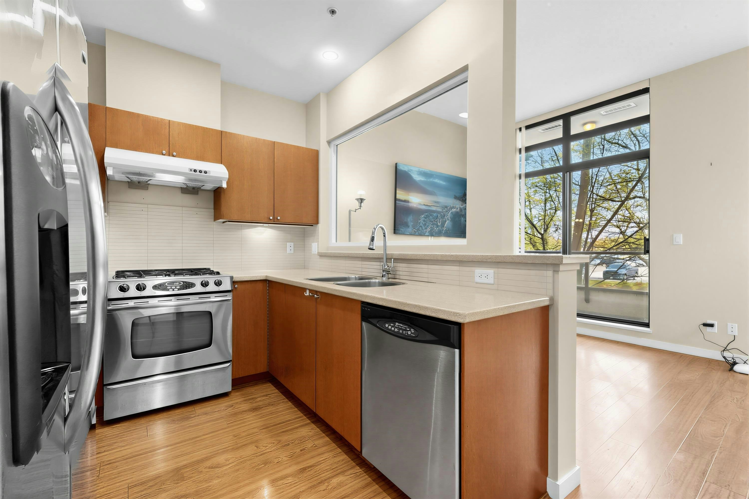 5-8160 Lansdowne Road, Richmond, BC, V6X 0A9 - 5