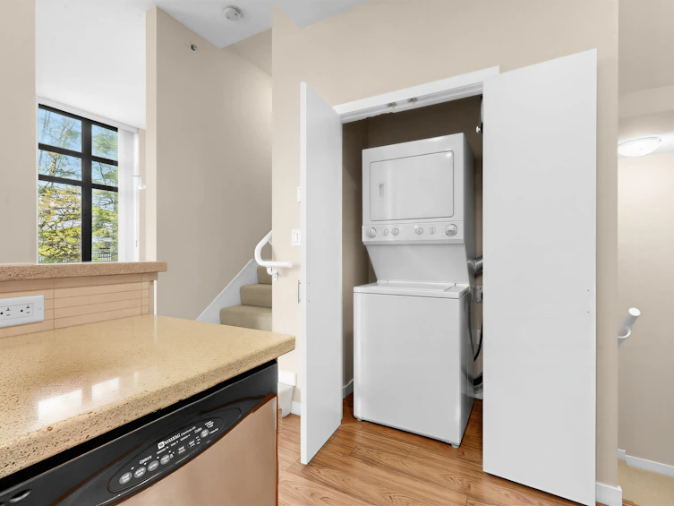 5-8160 Lansdowne Road, Richmond, BC, V6X 0A9 - 7