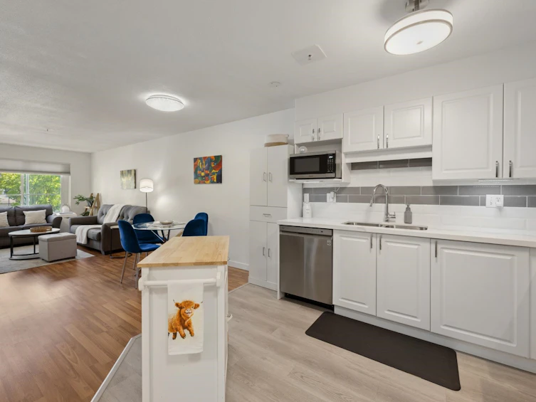 202-5765 Glover Road, Langley, BC, V3A 8M8 - 2