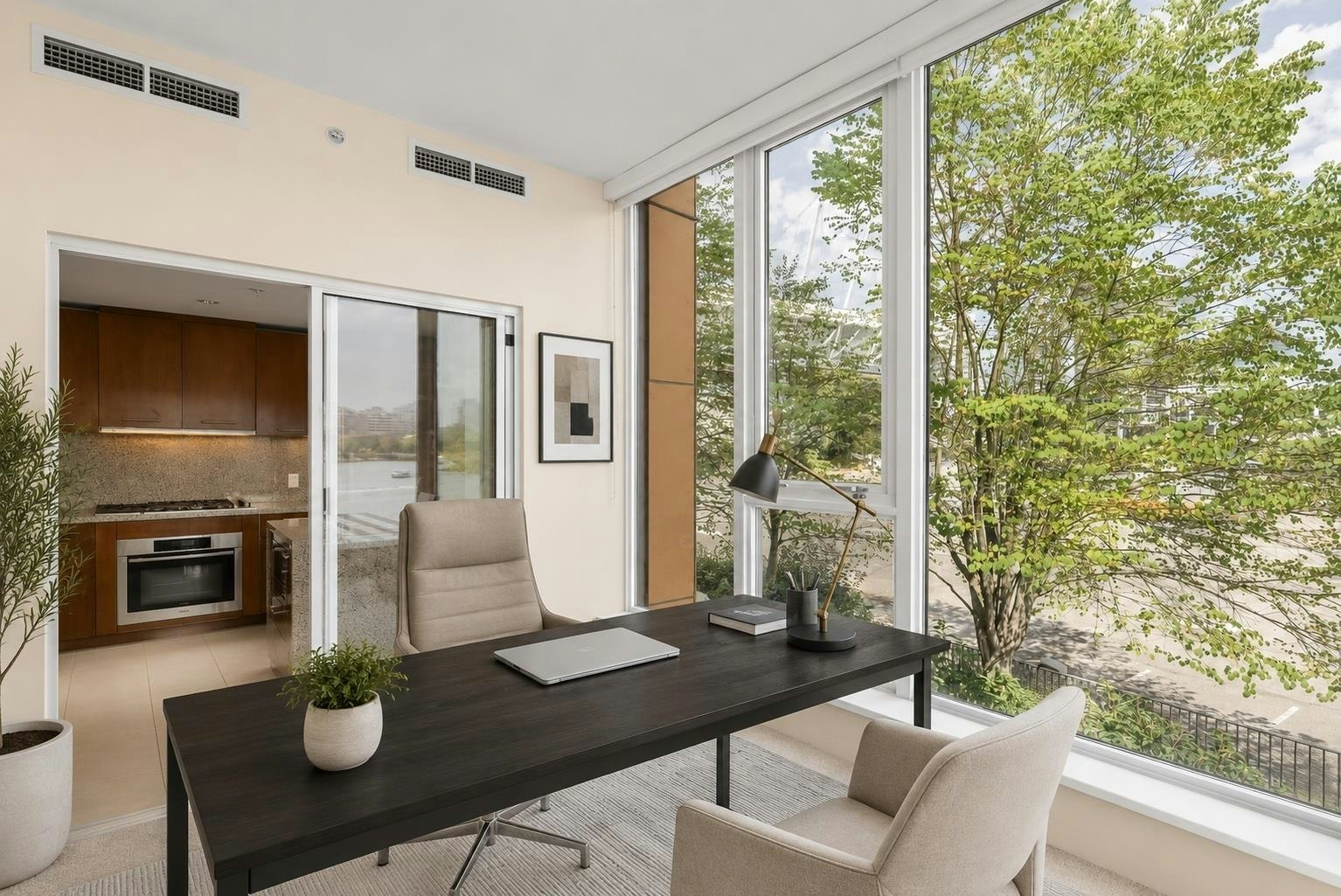 200-9 Smithe Mews, Vancouver, BC, V6B 0B6 - 9