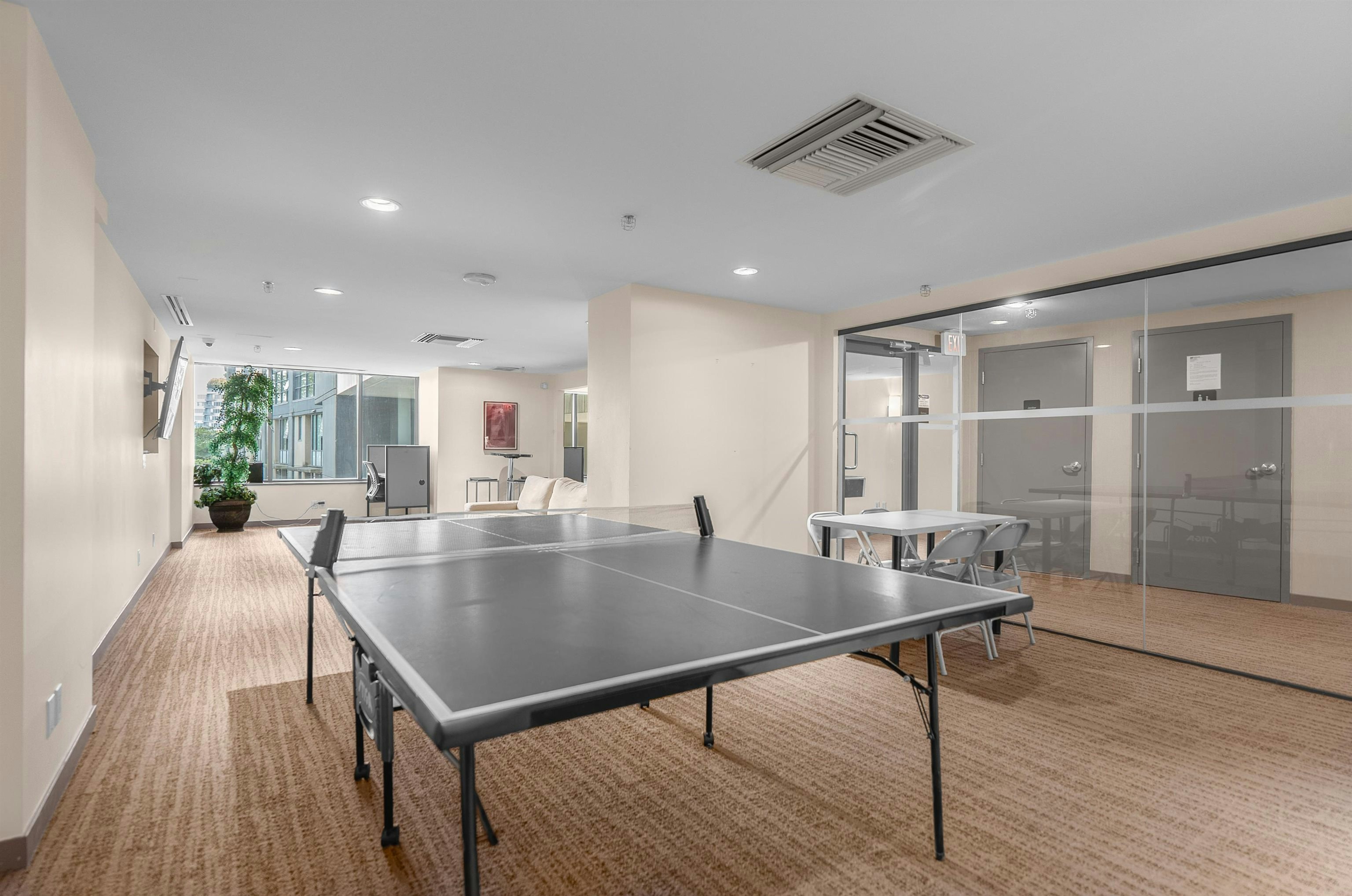 200-9 Smithe Mews, Vancouver, BC, V6B 0B6 - 36
