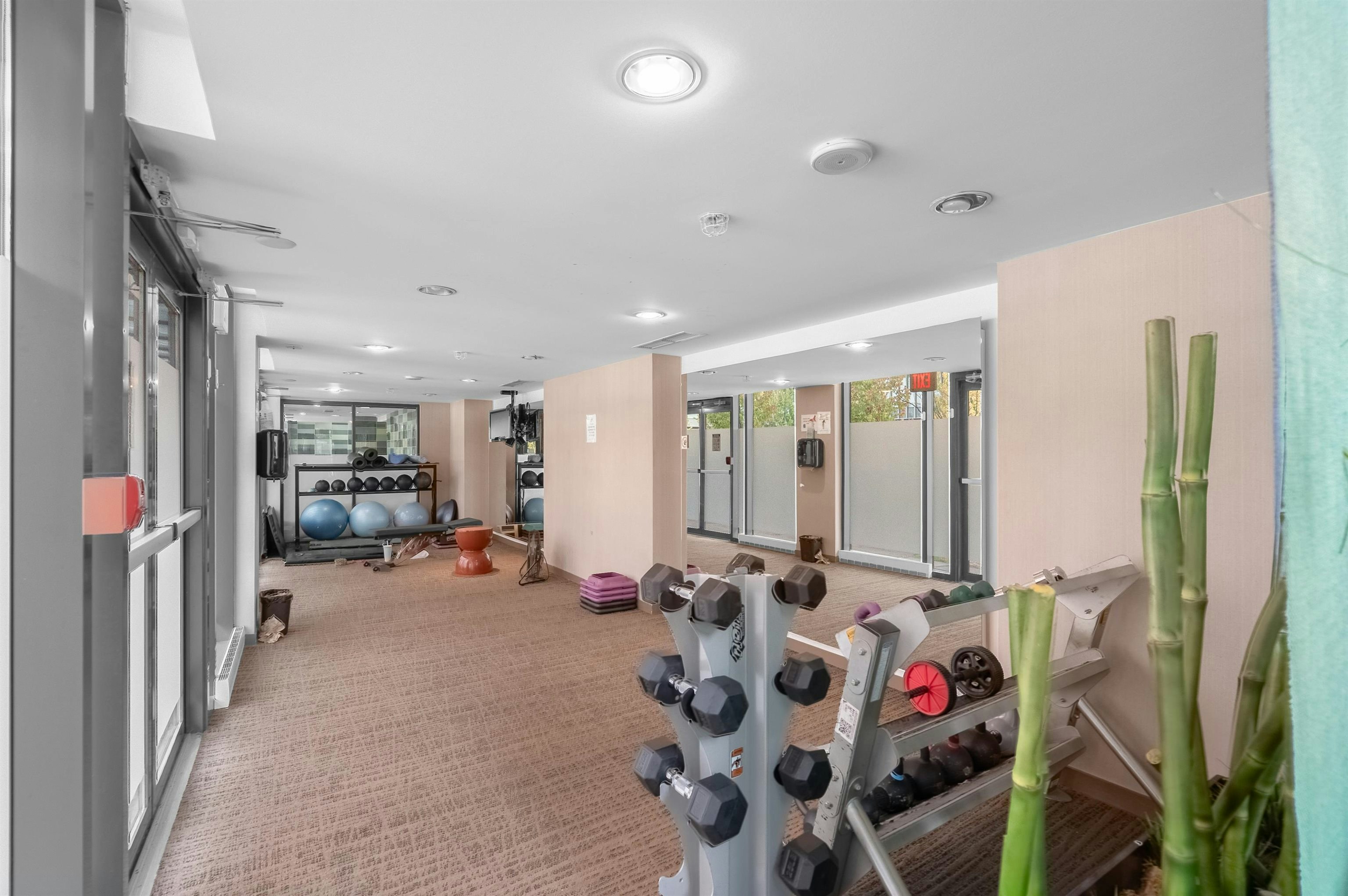 200-9 Smithe Mews, Vancouver, BC, V6B 0B6 - 31