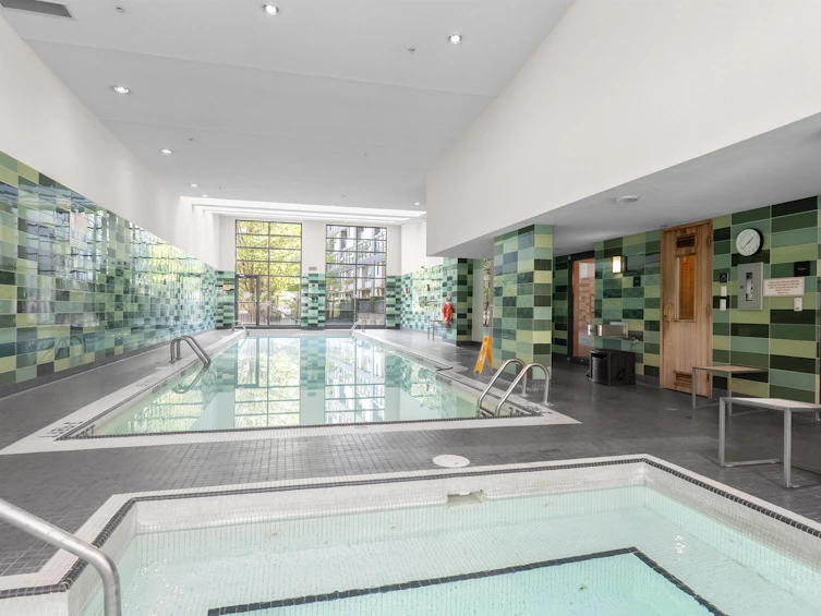 200-9 Smithe Mews, Vancouver, BC, V6B 0B6 - 27