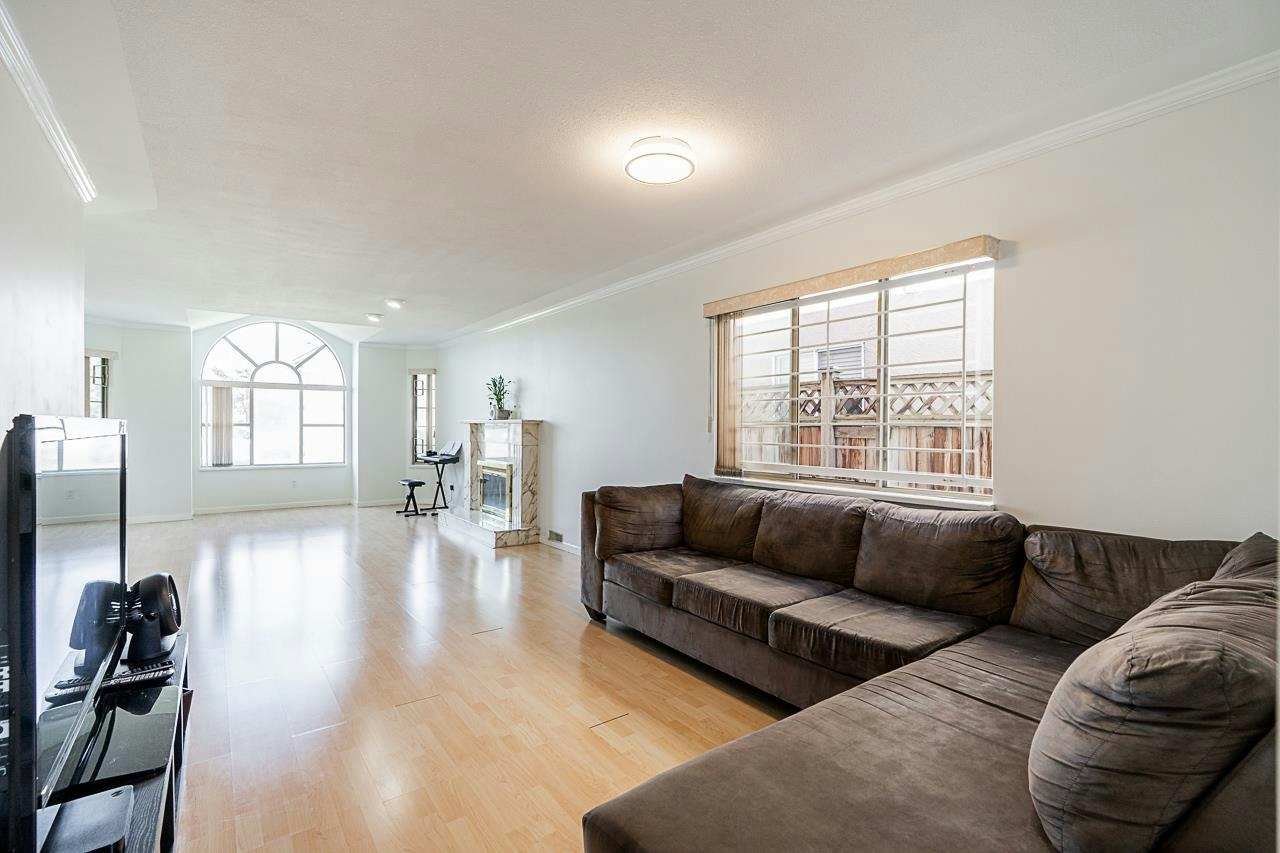 10288 Hall Avenue, Richmond, BC, V6X 3T9 - 9