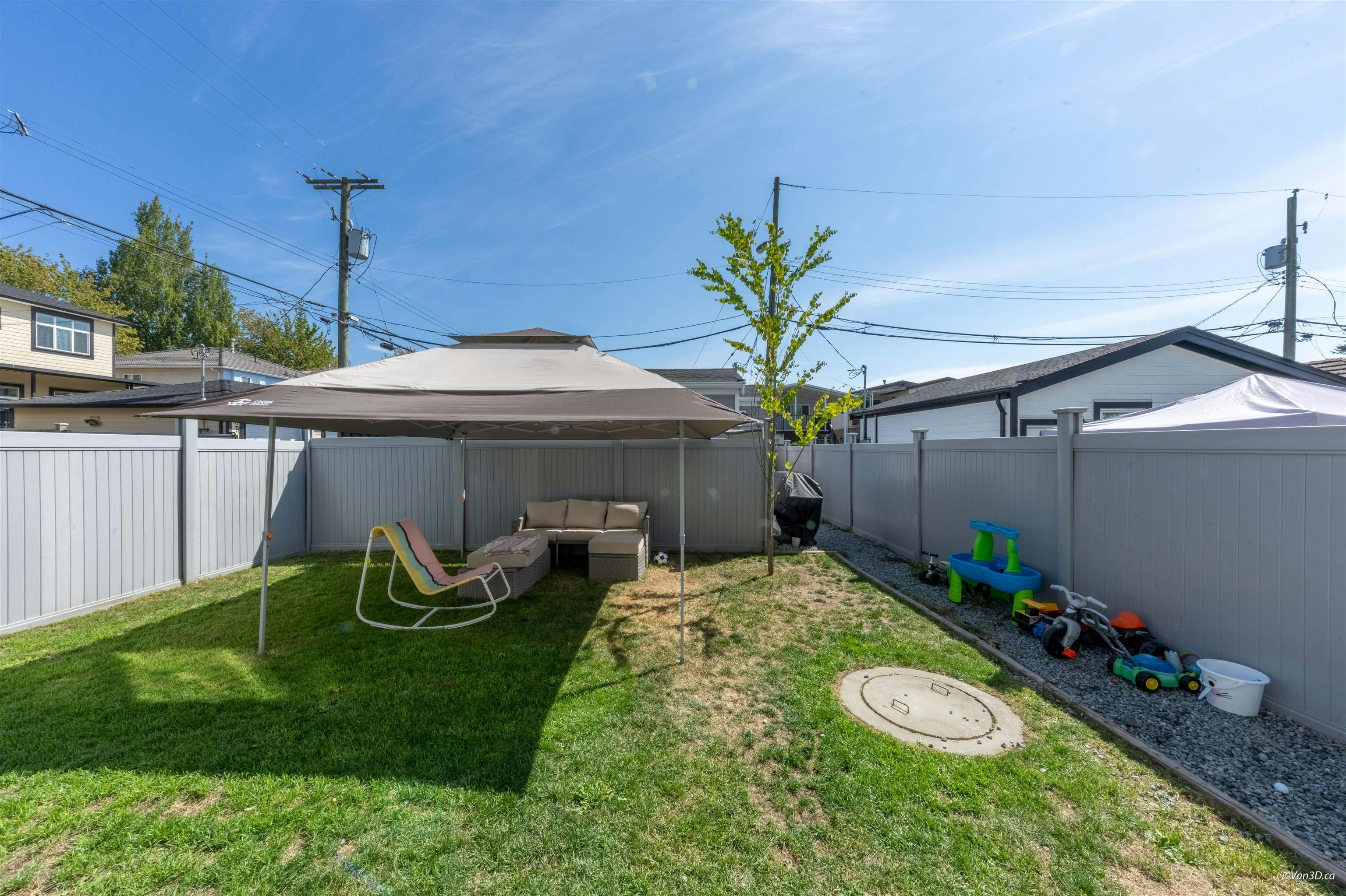6532 Knight Street, Vancouver, BC, V5P 2W2 - 10