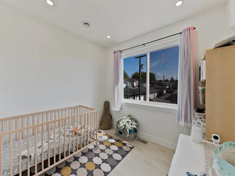 6532 Knight Street, Vancouver, BC, V5P 2W2 - 4