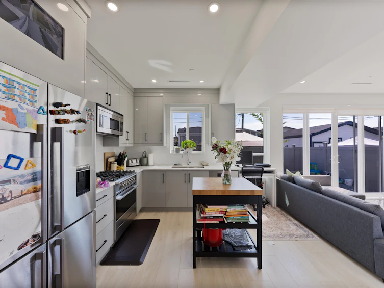 6532 Knight Street, Vancouver, BC, V5P 2W2 - 12
