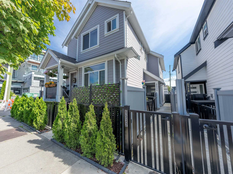 6532 Knight Street, Vancouver, BC, V5P 2W2