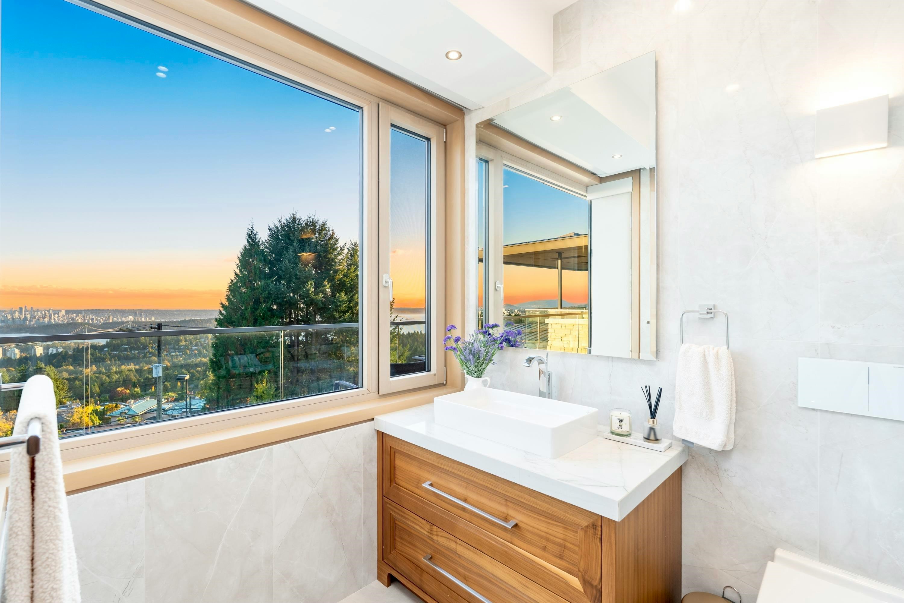 1036 Eyremount Drive, West Vancouver, BC, V7S 2B3 - 28