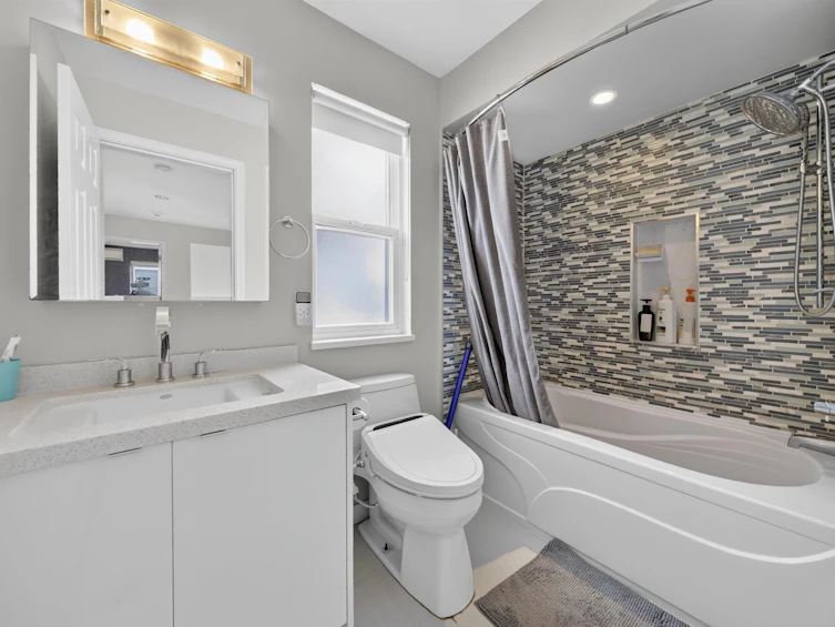 10360 Hall Avenue, Richmond, BC, V6X 3T9 - 17