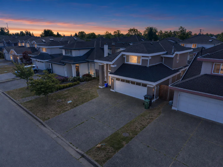 10360 Hall Avenue, Richmond, BC, V6X 3T9 - 27