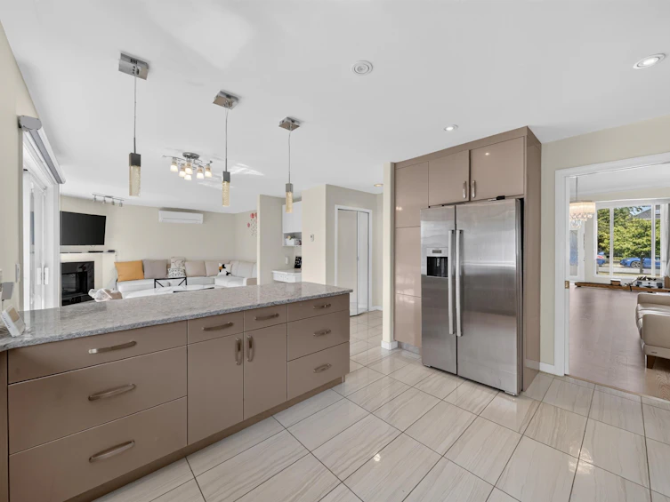 10360 Hall Avenue, Richmond, BC, V6X 3T9 - 12