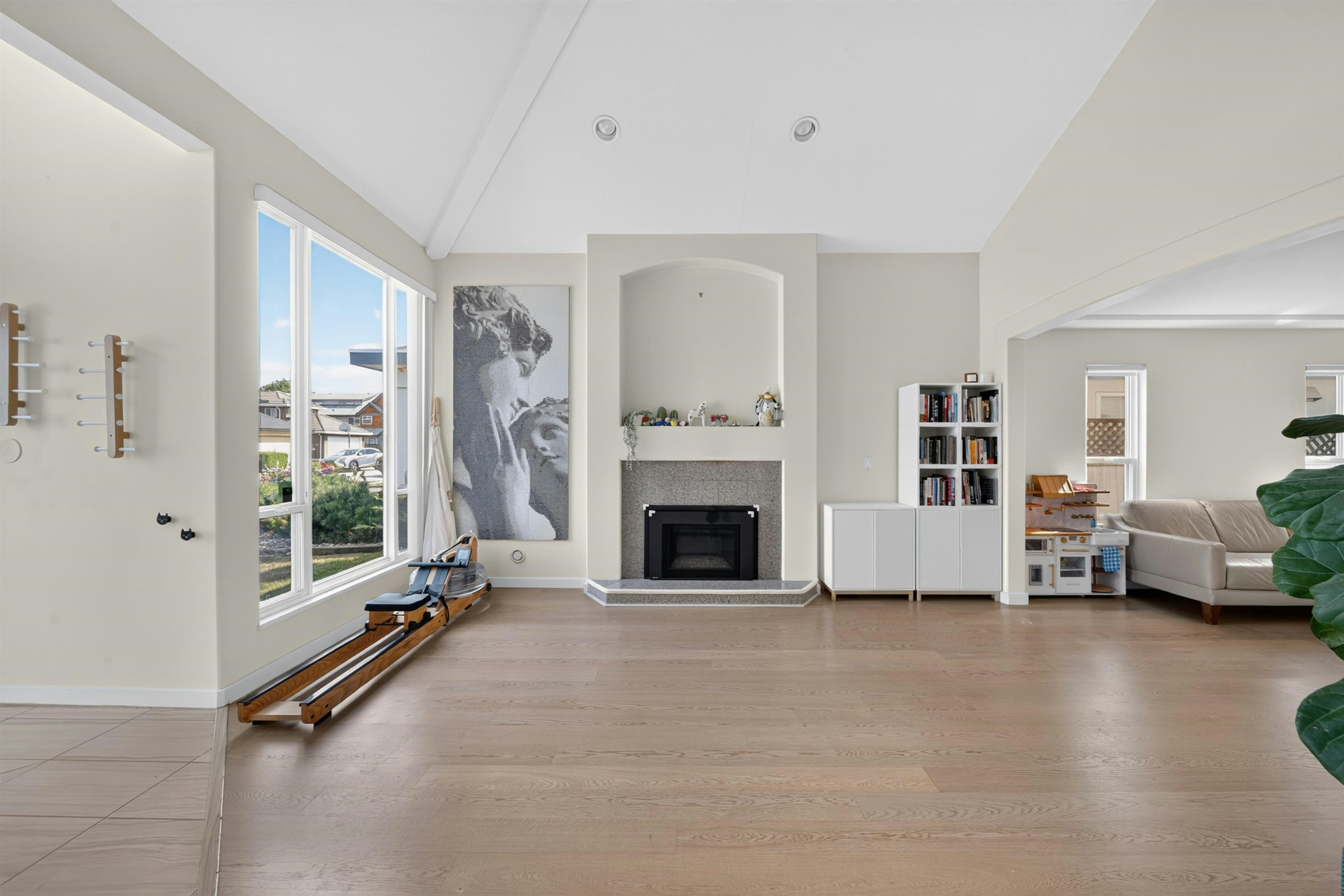 10360 Hall Avenue - 5