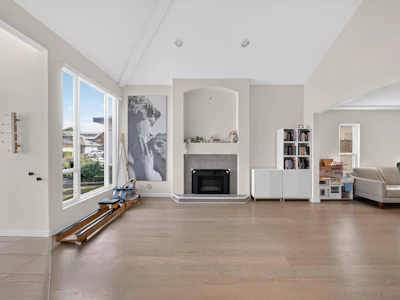 10360 Hall Avenue - 5