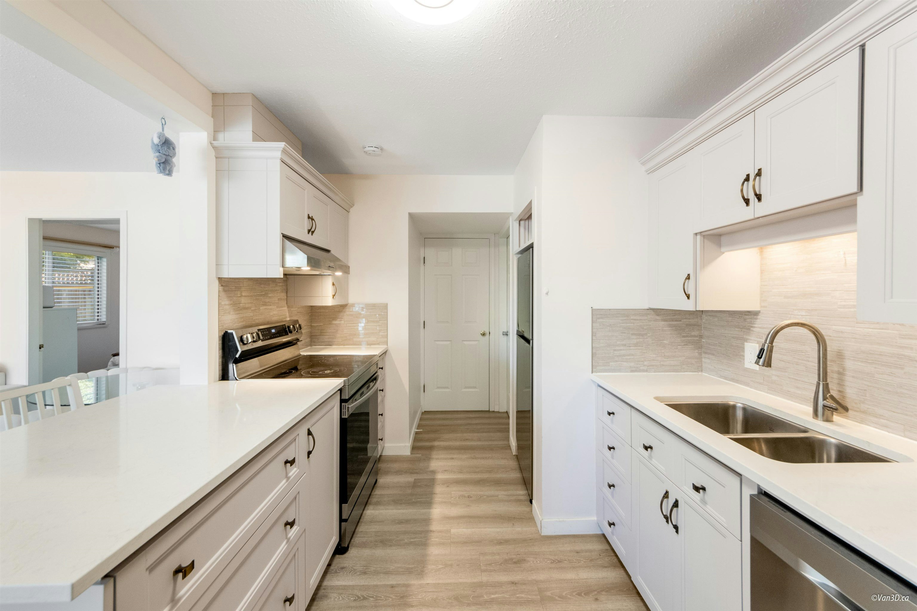 2287 Stafford Avenue, Port Coquitlam, BC, V3C 4X5 - 26