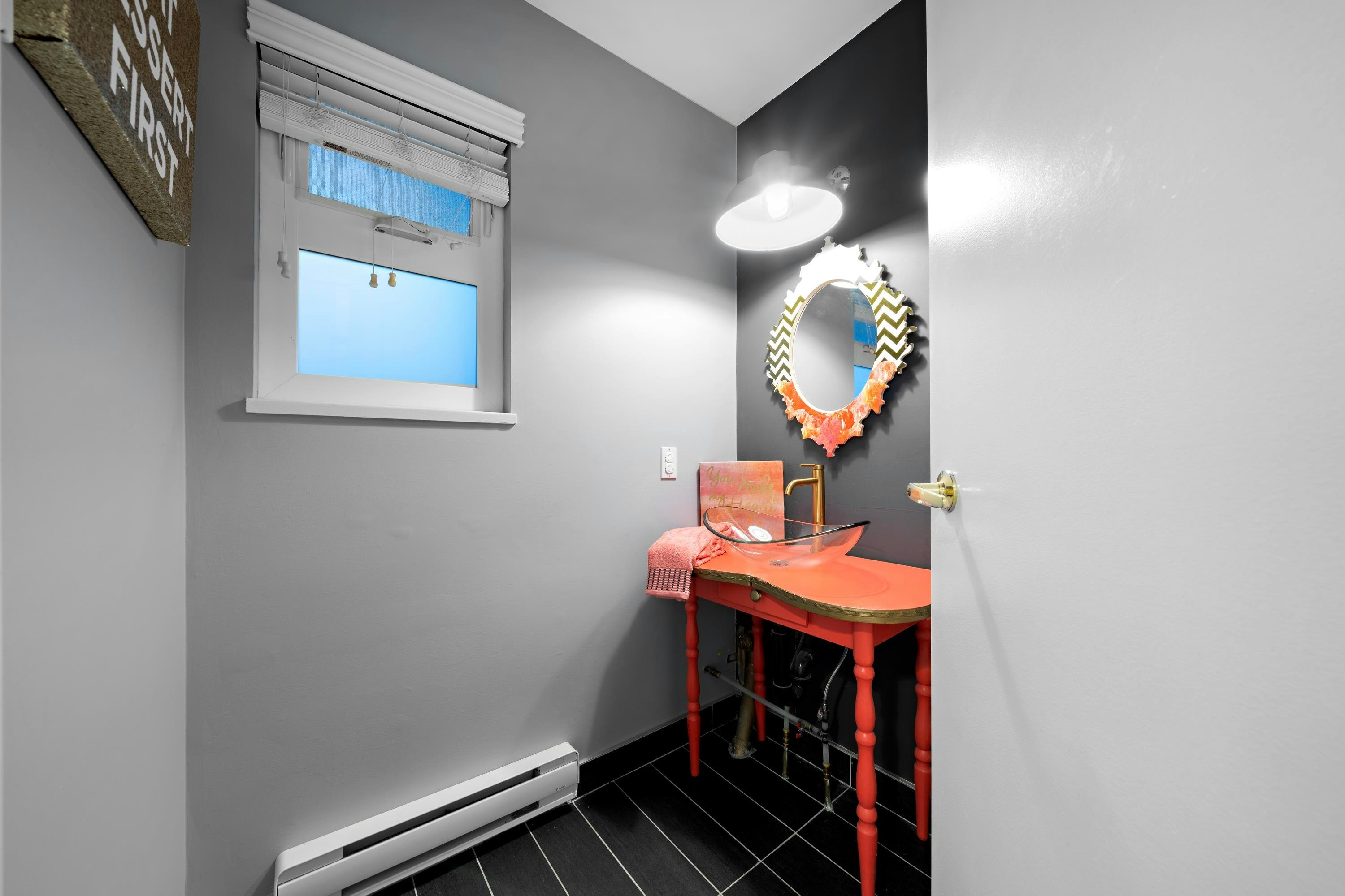 6-300 Maude Road - 4