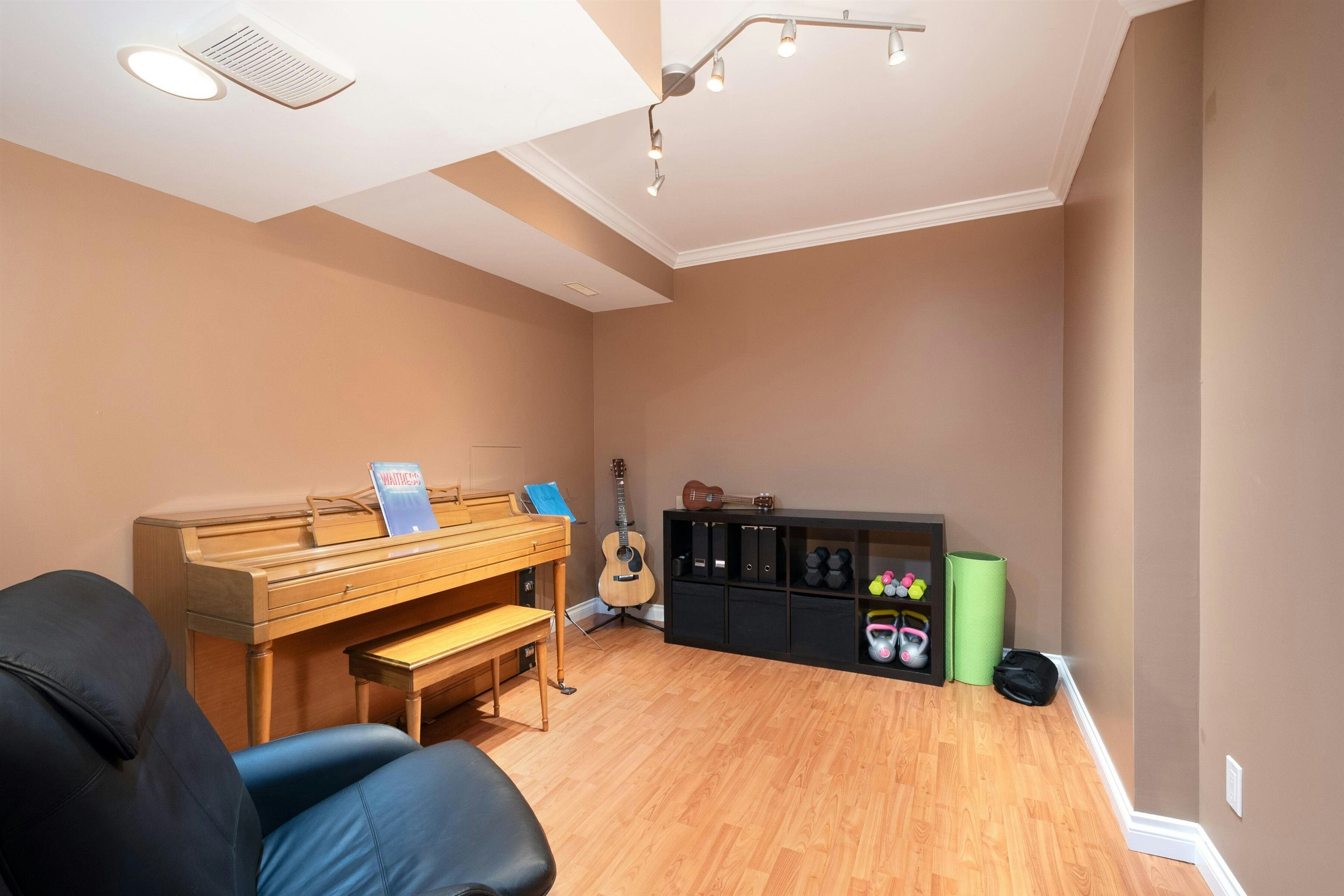 1855 Lemax Avenue, Coquitlam, BC, V3J 2C5 - 28