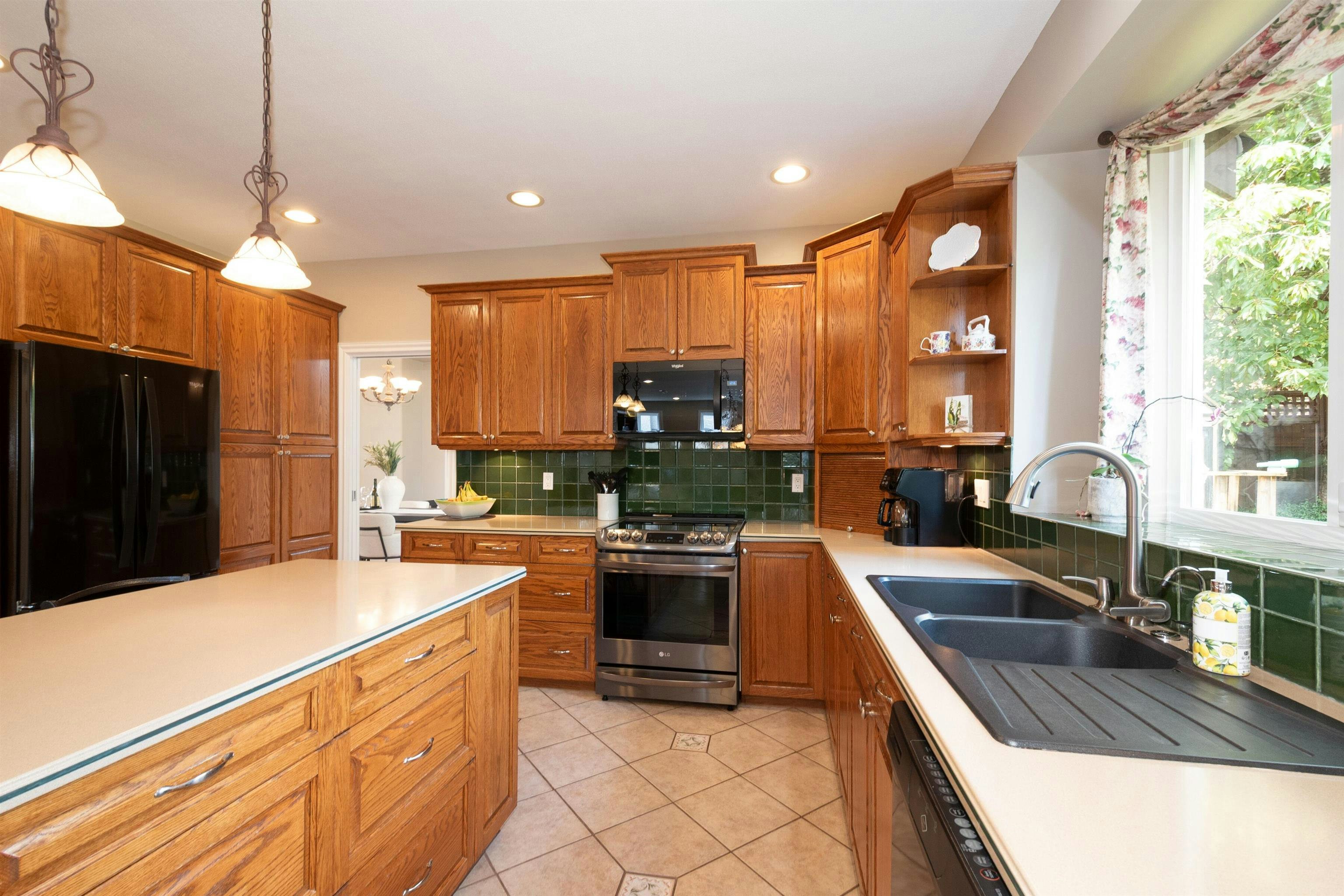 1855 Lemax Avenue, Coquitlam, BC, V3J 2C5 - 12