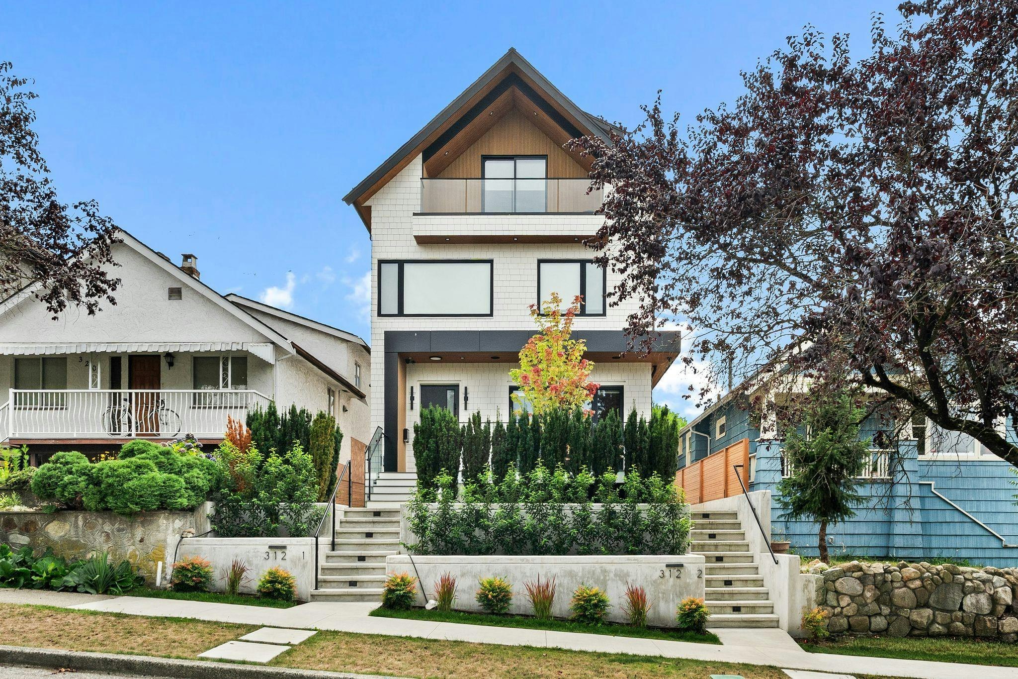 2-312 E 37th Avenue, Vancouver, BC, V5W 1E7