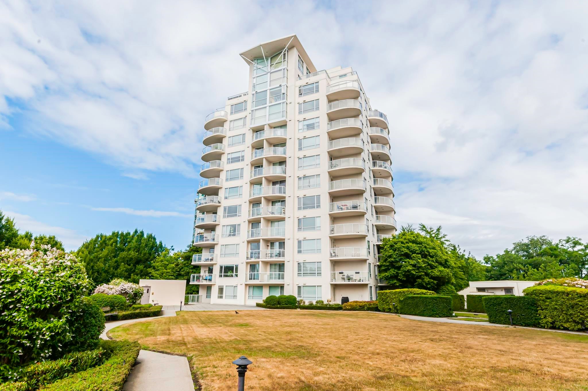 303-7680 Granville Avenue, Richmond, BC, V6Y 4B9
