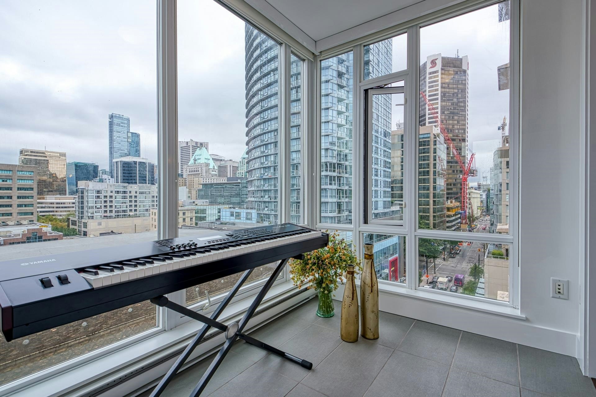 1104-565 Smithe Street, Vancouver, BC, V6B 0E4 - 12