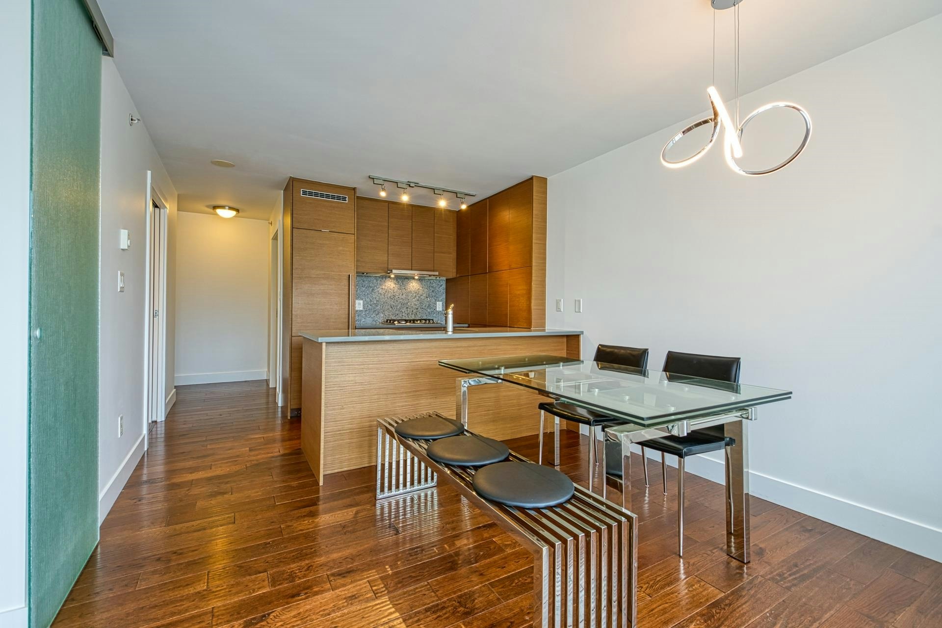 1104-565 Smithe Street, Vancouver, BC, V6B 0E4 - 7